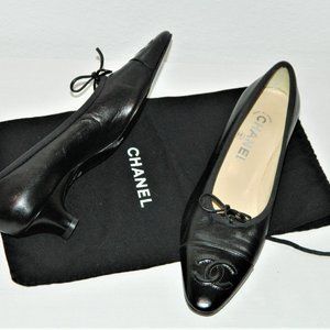 Chanel Vintage Kitten Heel Pumps